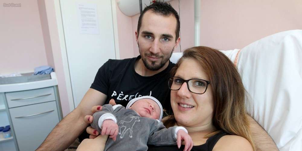 Le Premier Bebe De L Annee Est Ne A La Maternite Du Centre Hospitalier